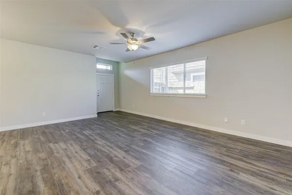 $1,595 | 9848 Grosbeak Lane, Magnolia, TX 77354