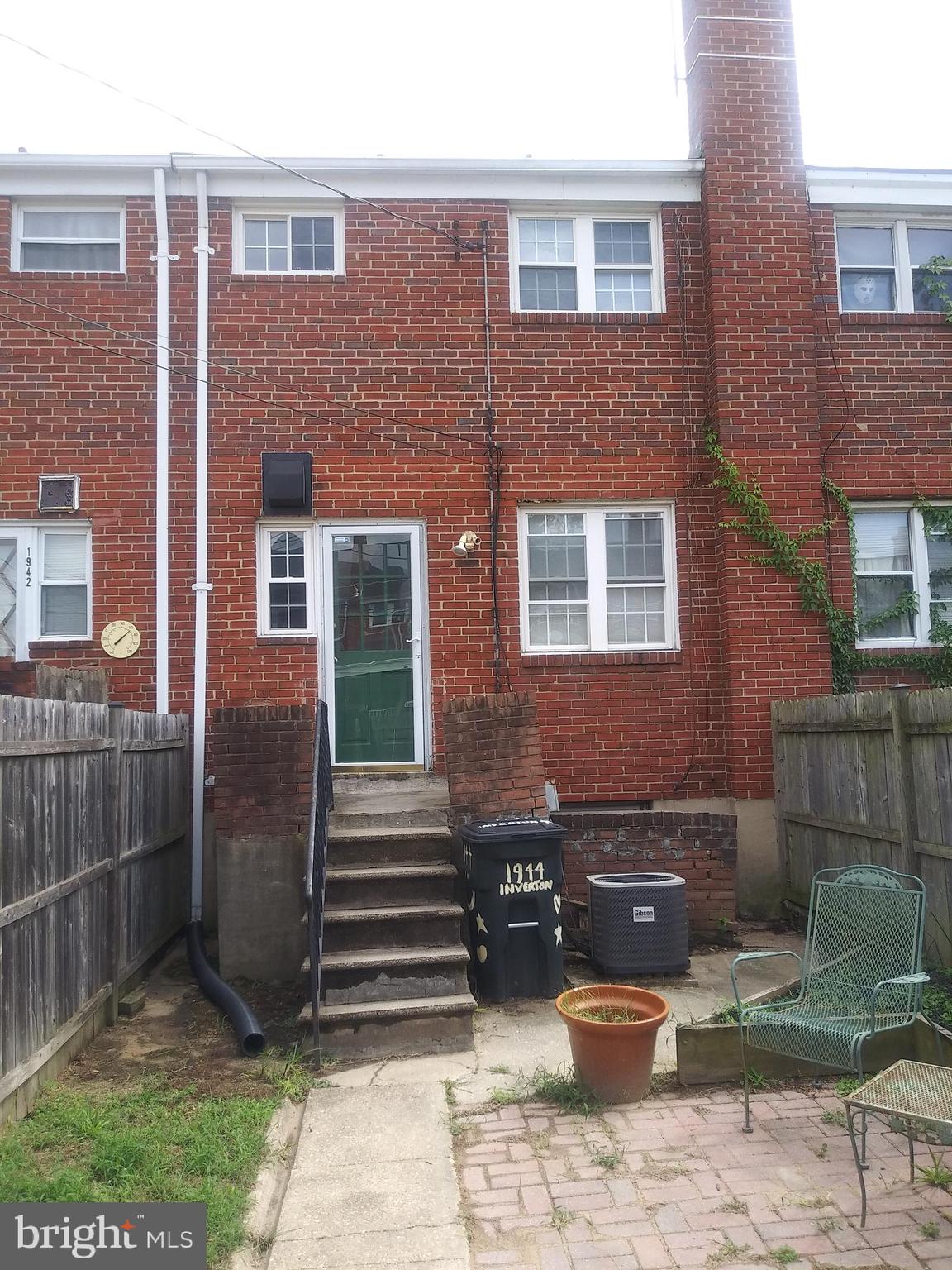 1944 Inverton Road Baltimore, MD 21222 - Photo 4 of 8
