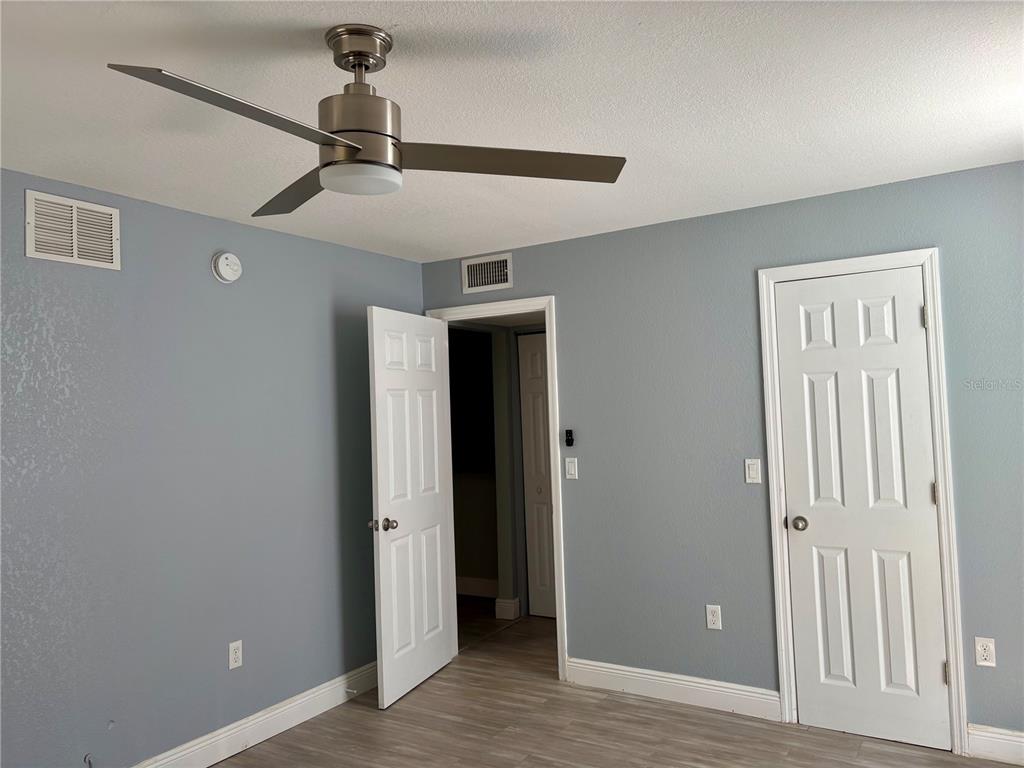 3845 South Lake Drive, Unit 191 Tampa, FL 33614 - Photo 5 of 33