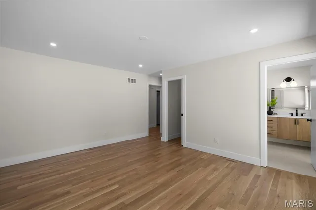 $2,775,000 | 1534 Woodgate Drive, Frontenac, MO 63131