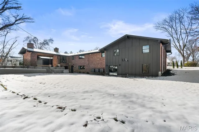 $2,775,000 | 1534 Woodgate Drive, Frontenac, MO 63131