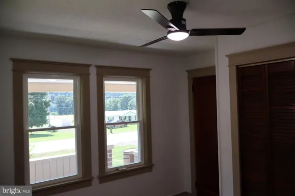 $260,000 | 3383 Petersburg Pike, Franklin, WV 26807