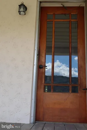 $260,000 | 3383 Petersburg Pike, Franklin, WV 26807