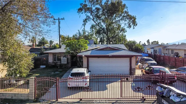 $530,000 | 18793 San Bernardino Avenue, Bloomington, CA 92316