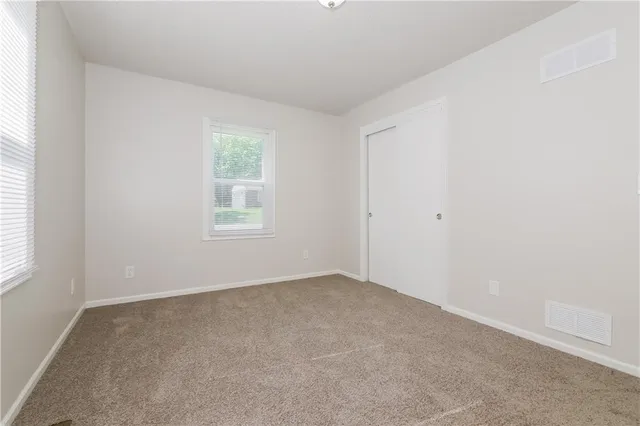 $1,455 | 5228 Marsh Avenue, Kansas City, MO 64129