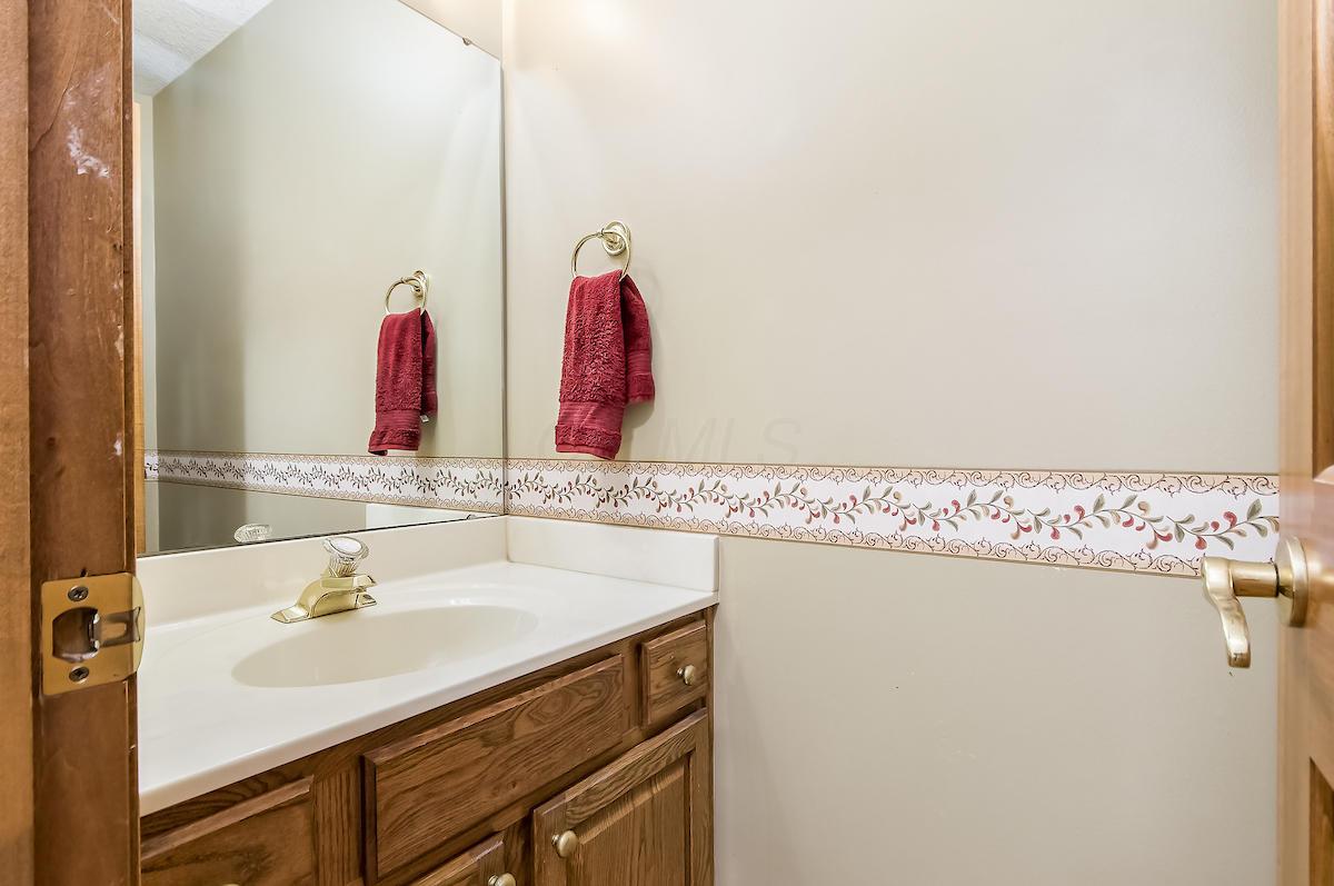 1705 Blue Jay Road Heath, OH 43056 - Photo 25 of 72