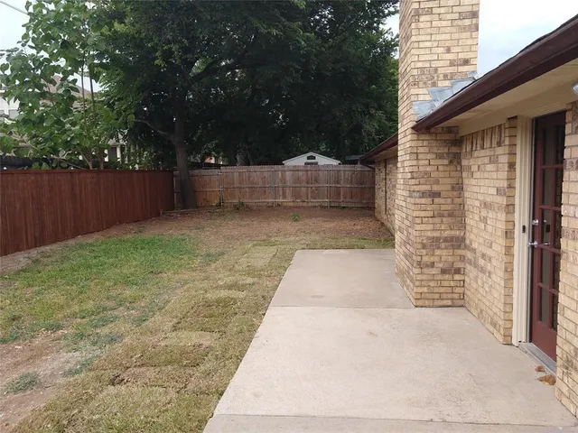 $2,100 | 2601 Partridge Avenue, Arlington, TX 76017