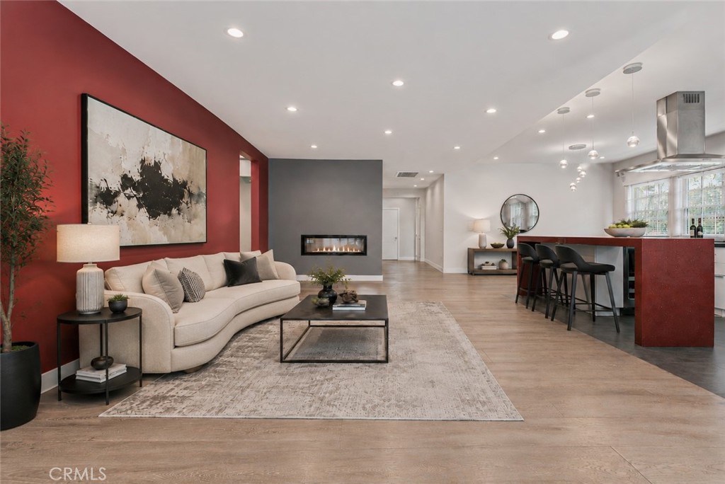 523 East Fairmount Road Burbank, CA 91501 - Photo 22 of 78 Virtually Staged