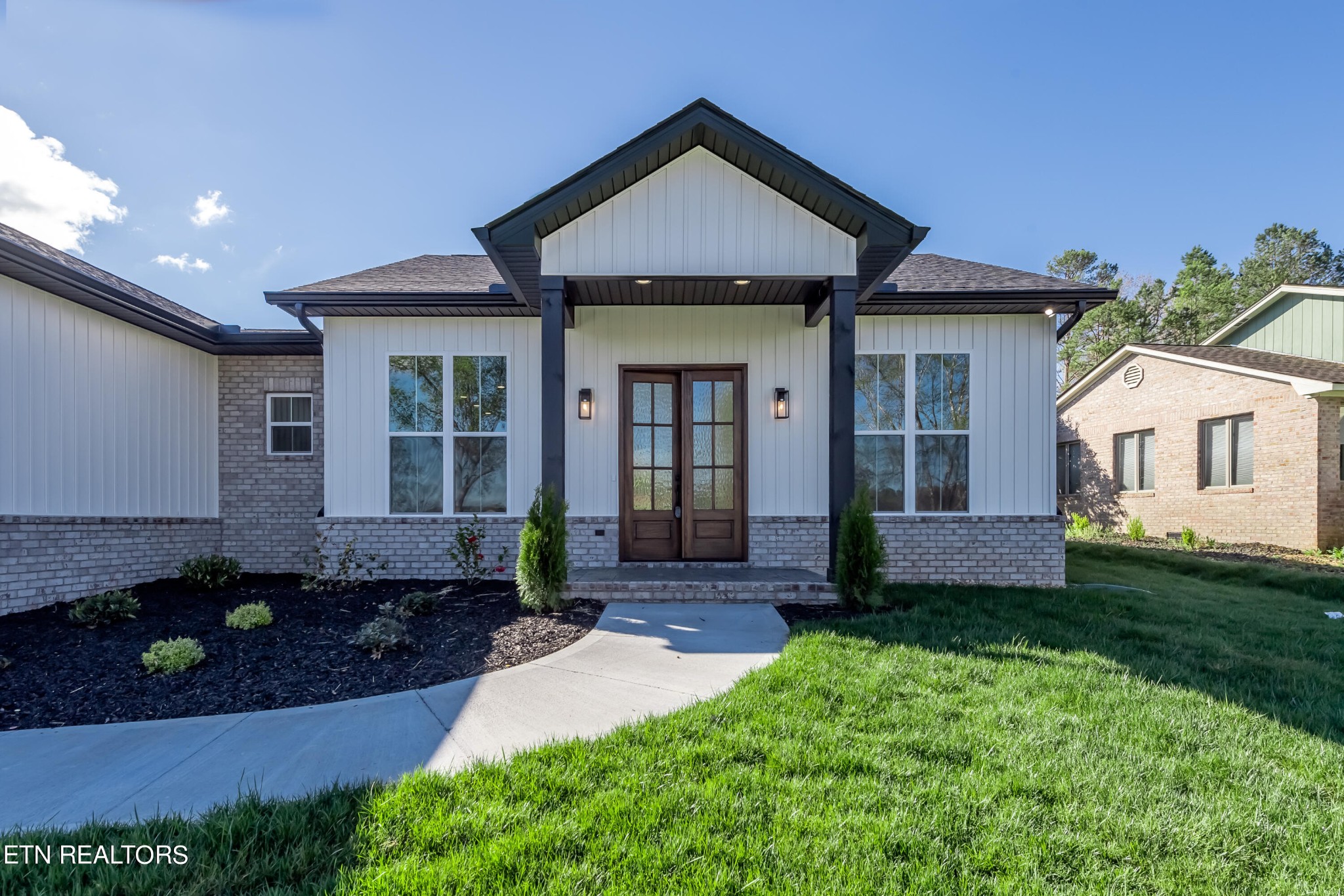109 Inagehi Way Loudon, TN 37774 - Photo 2 of 46 Gallery Image 2