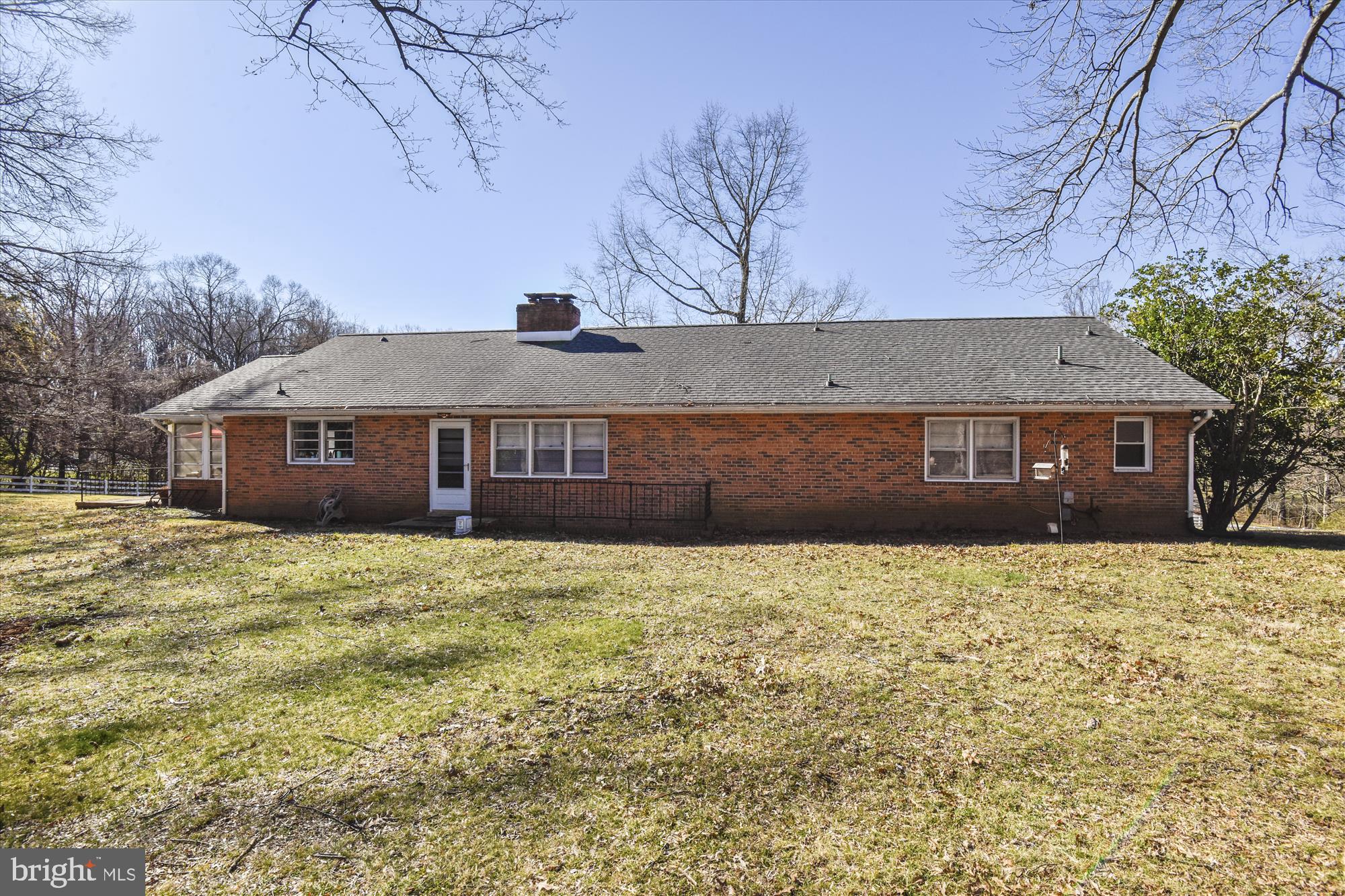 10212 East Hunter Valley Road Vienna, VA 22181 - Photo 15 of 40 Gallery Image 15
