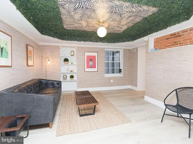 $900 | 415 St Paul Street, Unit 403, Baltimore, MD 21202