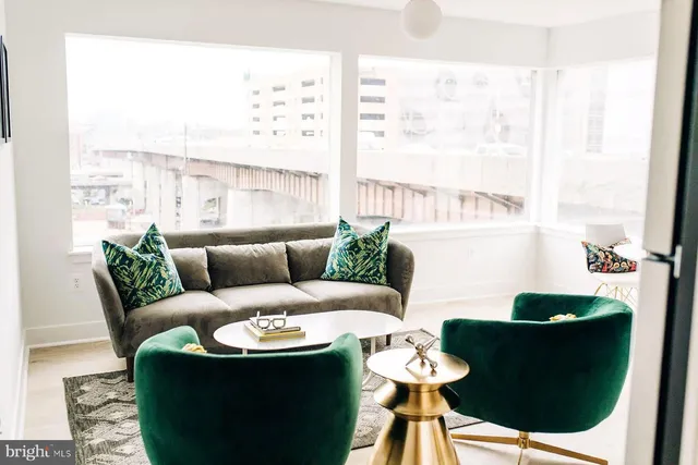 $900 | 415 St Paul Street, Unit 403, Baltimore, MD 21202