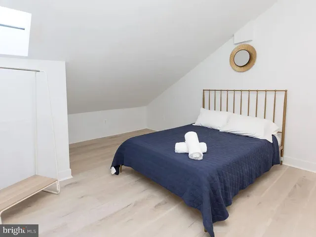 $900 | 415 St Paul Street, Unit 403, Baltimore, MD 21202