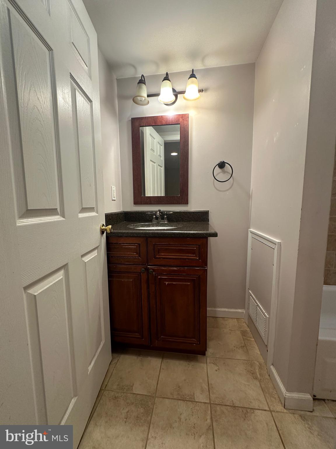 2741 West Harper Street Philadelphia, PA 19130 - Photo 21 of 25