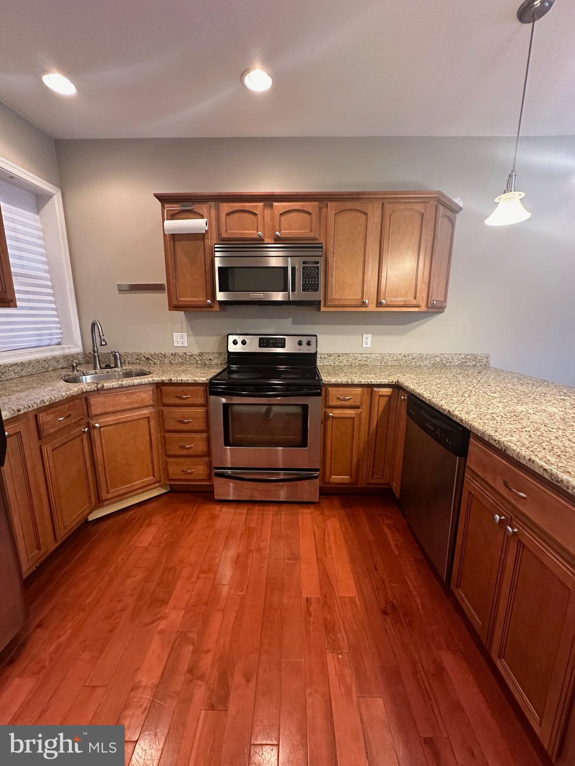 2741 West Harper Street Philadelphia, PA 19130 - Photo 6 of 25