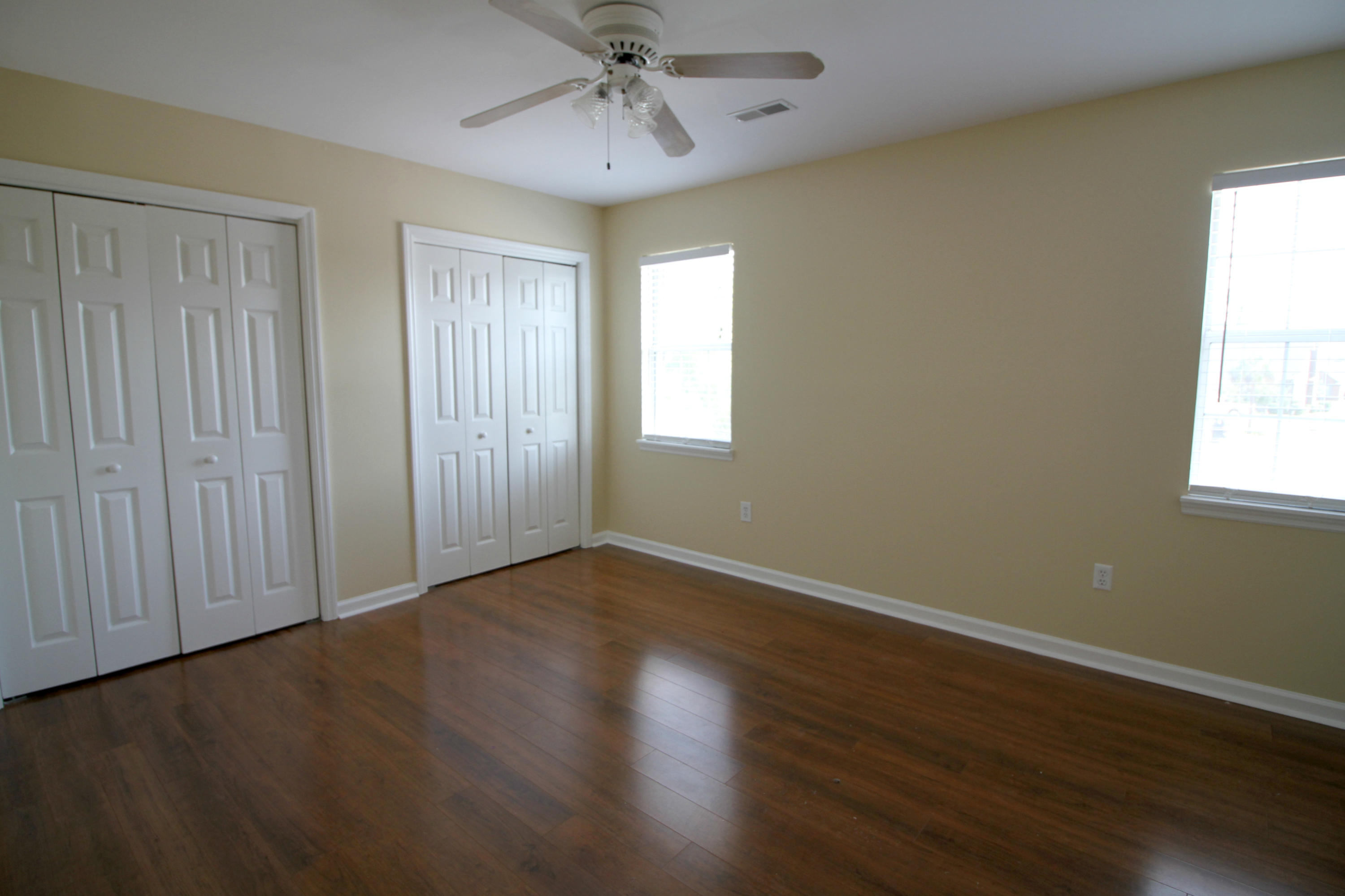 1319 Kingfisher Circle Hanahan, SC 29410 - Photo 9 of 13 1319 Kingfisher