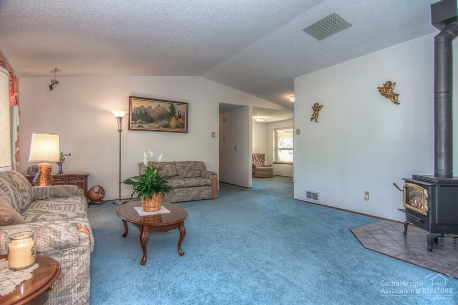 12601 Southeast Bridge Road Prineville, OR 97754 - Photo 9 of 25 Additional Photo