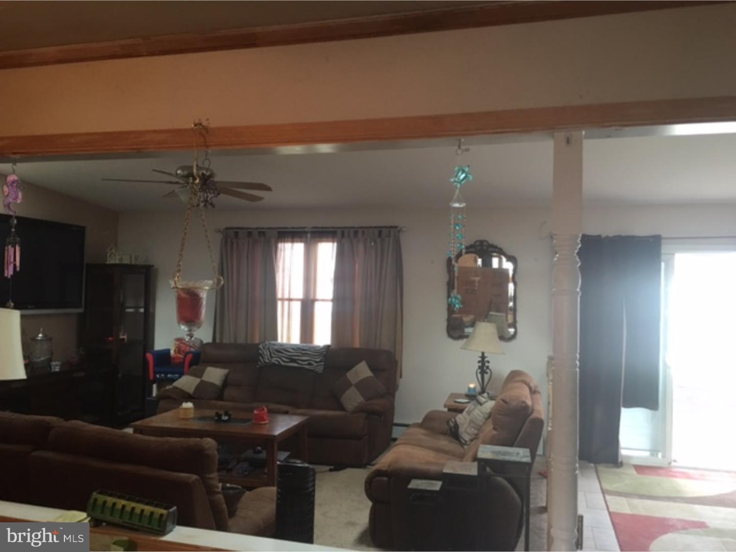 64 Butternut Road Levittown, PA 19057 - Photo 11 of 23 Living Room