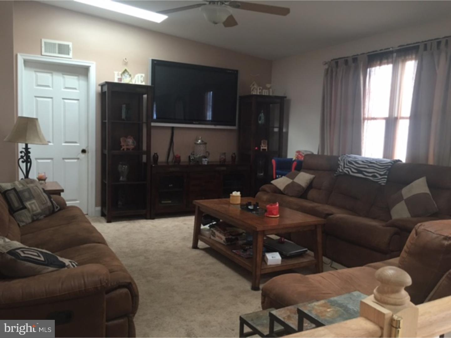 64 Butternut Road Levittown, PA 19057 - Photo 14 of 23 Living Room