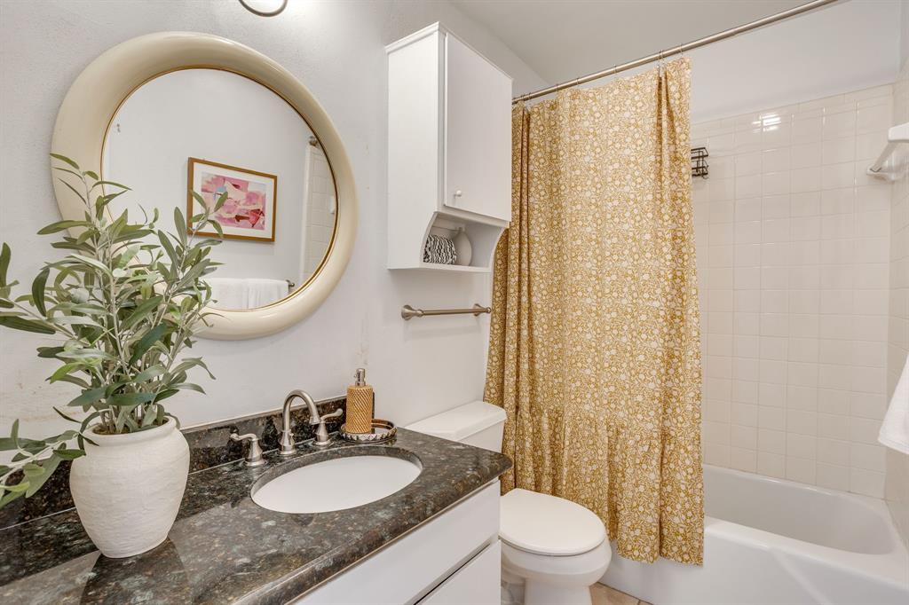 901 Roaring Springs Road Fort Worth, TX 76114 - Photo 20 of 28 Gallery Image 20