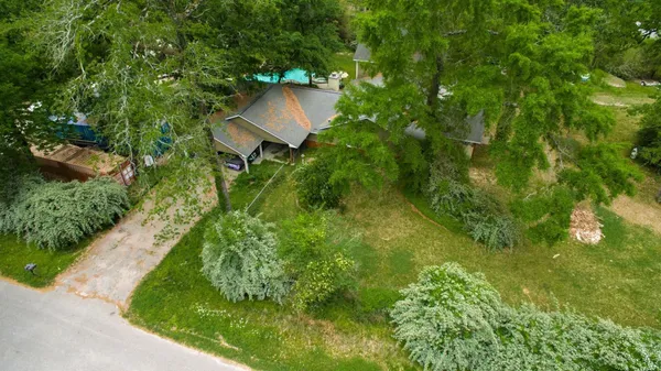 $1,050,000 | 1802 Pinewoods Way, Spring, TX 77386