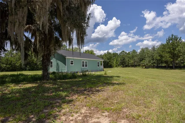 $437,000 | 16011 County Road 325, Hawthorne, FL 32640