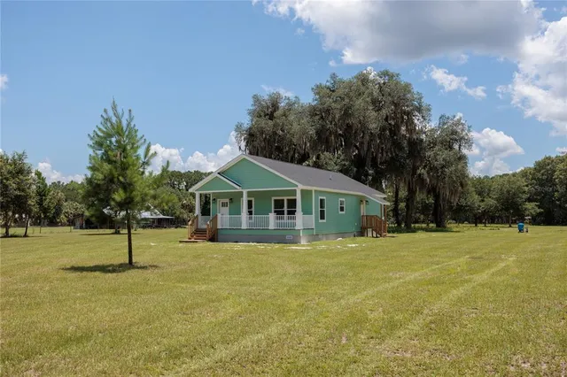 $437,000 | 16011 County Road 325, Hawthorne, FL 32640