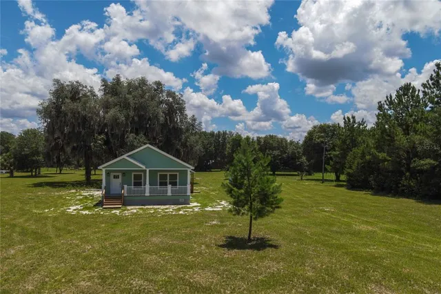 $437,000 | 16011 County Road 325, Hawthorne, FL 32640