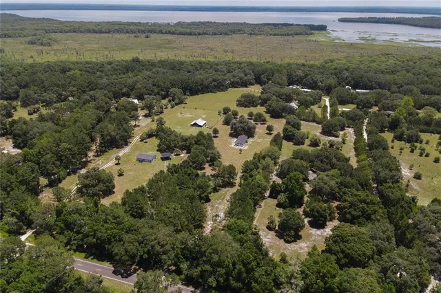 $437,000 | 16011 County Road 325, Hawthorne, FL 32640