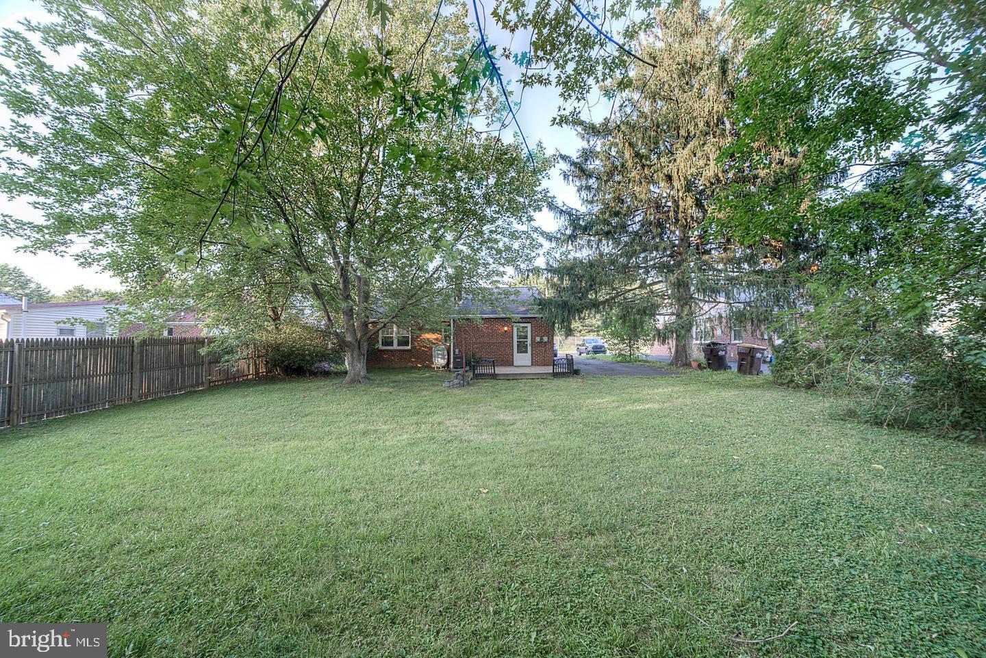 505 Horsham Road Horsham, PA 19044 - Photo 4 of 14 Gallery Image 4