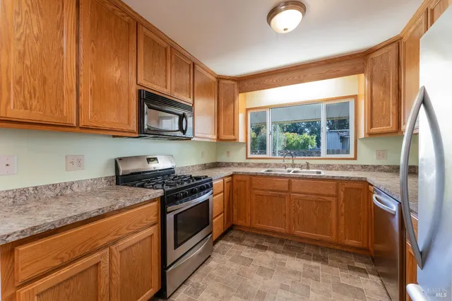 $99,000 | 3800 North State Street, Unit 103, Ukiah, CA 95482