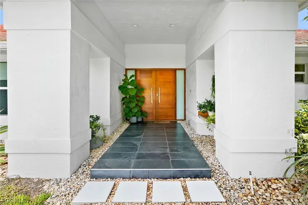 $1,270,000 | 20333 Wildcat Run Drive, Estero, FL 33928