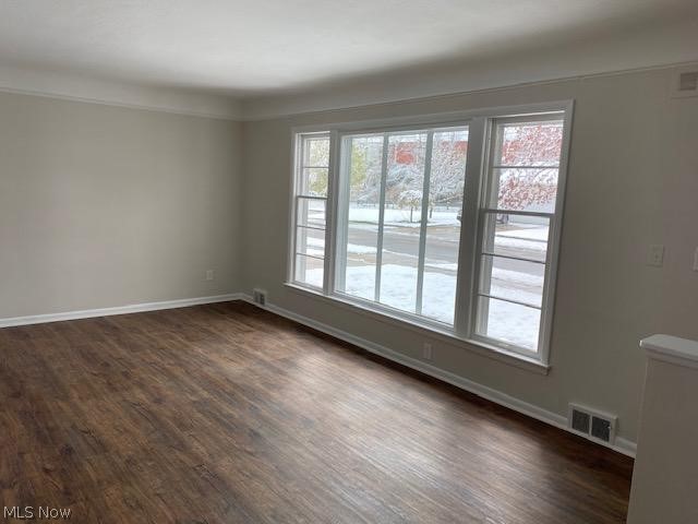 30421 Forestgrove Road Willowick, OH 44095 - Photo 6 of 18