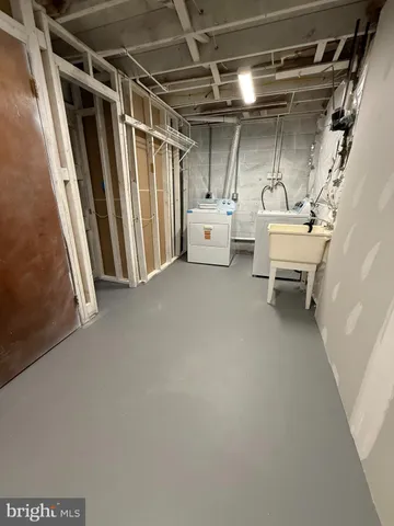 $1,975 | 7308 East Springbrook Court, Middletown, MD 21769