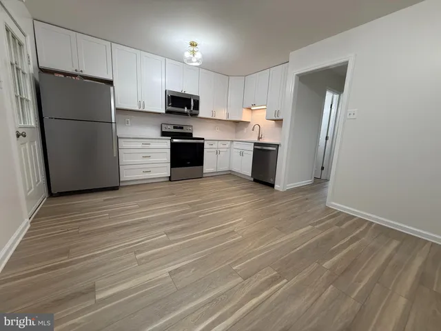 $1,975 | 7308 East Springbrook Court, Middletown, MD 21769