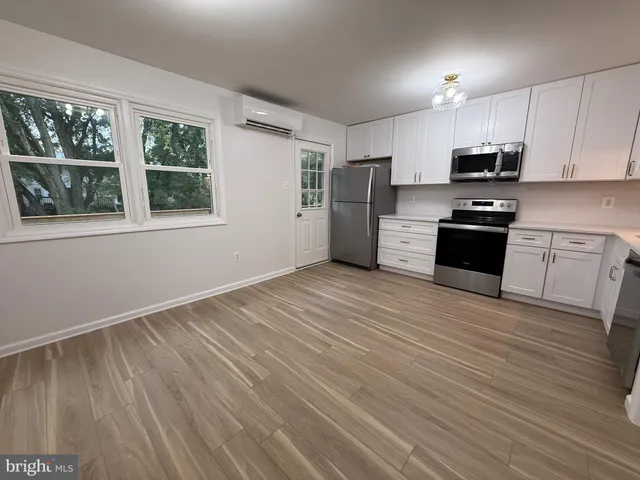 $1,975 | 7308 East Springbrook Court, Middletown, MD 21769