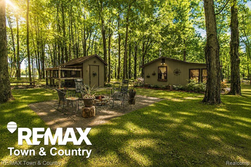 1293 Bellinger Road Gladwin, MI 48624 - Photo 2 of 27 Gallery Image 2