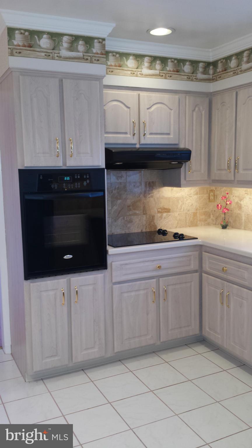 4513 Old Court Road Baltimore, MD 21208 - Photo 3 of 30 Kitchen