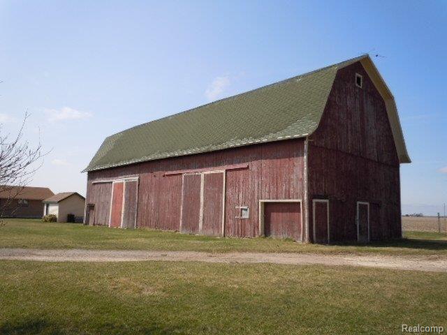 7520 Dutcher Road Fairgrove, MI 48733 - Photo 12 of 13 262-154765 - Large Barn
