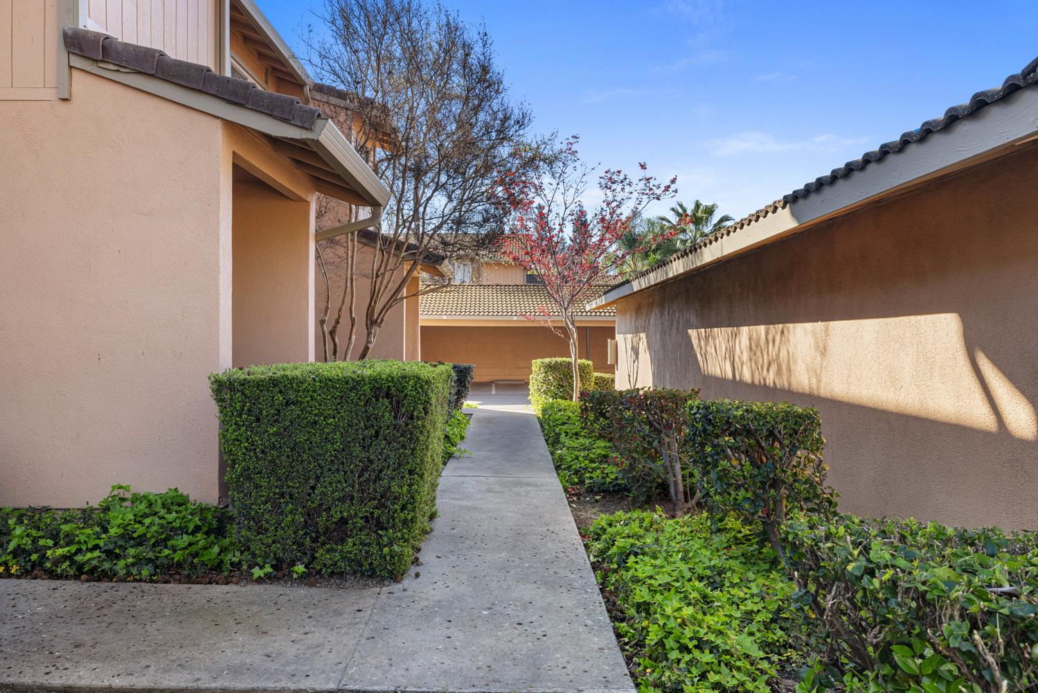 4020 Elmo Loop, Unit C Modesto, CA 95356 - Photo 6 of 41
