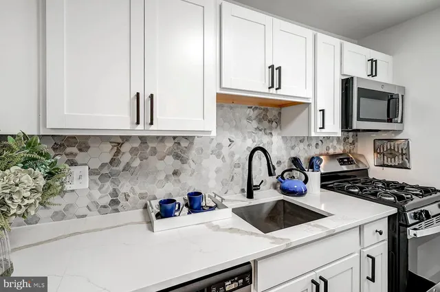 $1,500 | 4002 Linkwood Road, Unit D, Baltimore, MD 21210