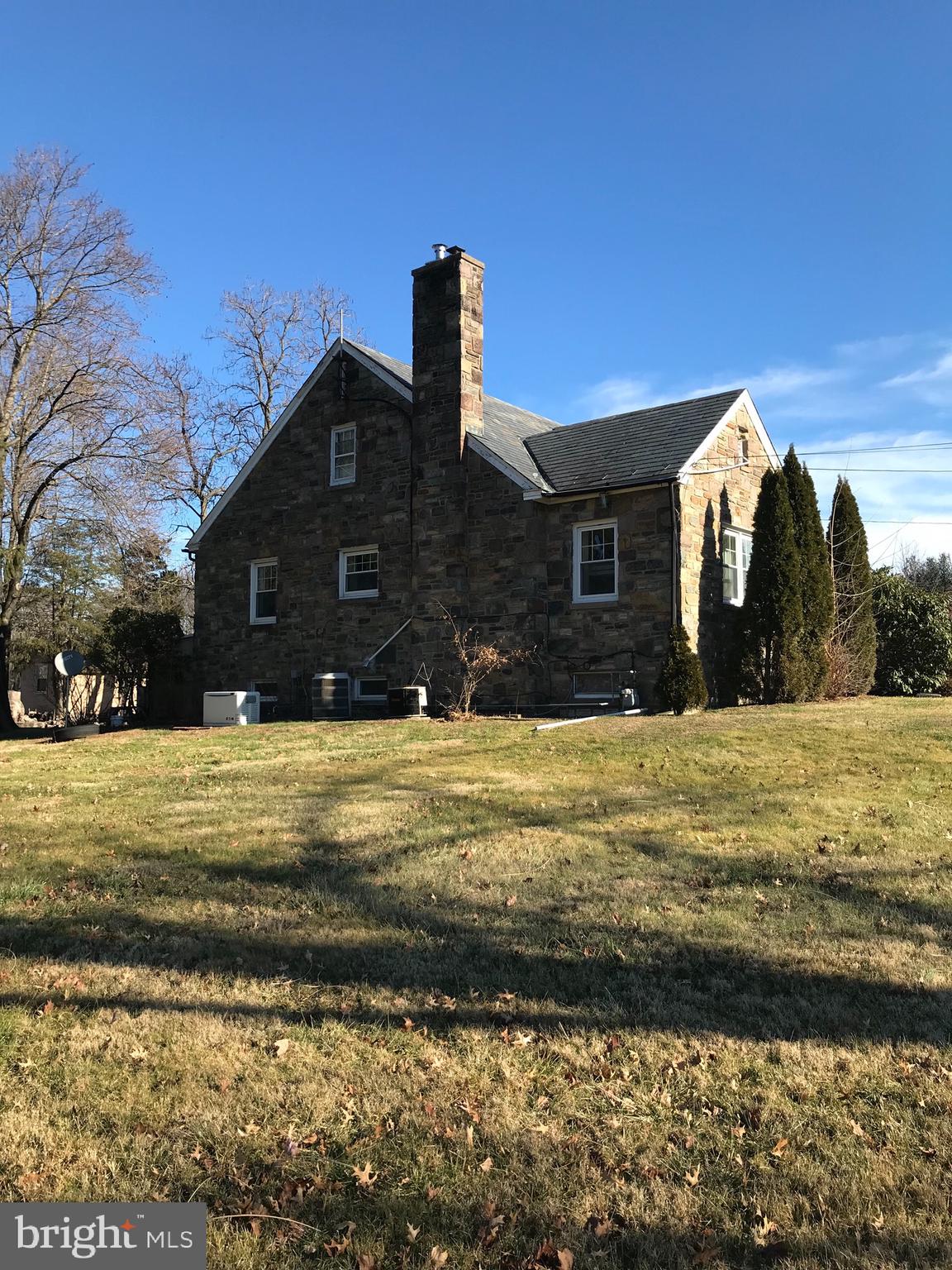411 County Line Road Huntingdon Valley, PA 19006 - Photo 4 of 45 Side Exterior