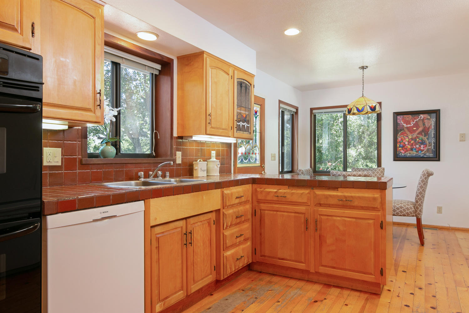 186 Sierra Vista Road Montecito, CA 93108 - Photo 14 of 47 14 - Kitchen