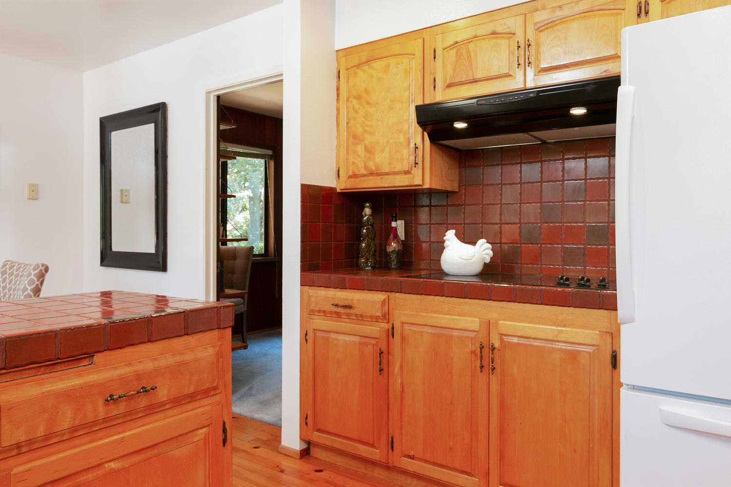 186 Sierra Vista Road Montecito, CA 93108 - Photo 15 of 47 15 - Kitchen