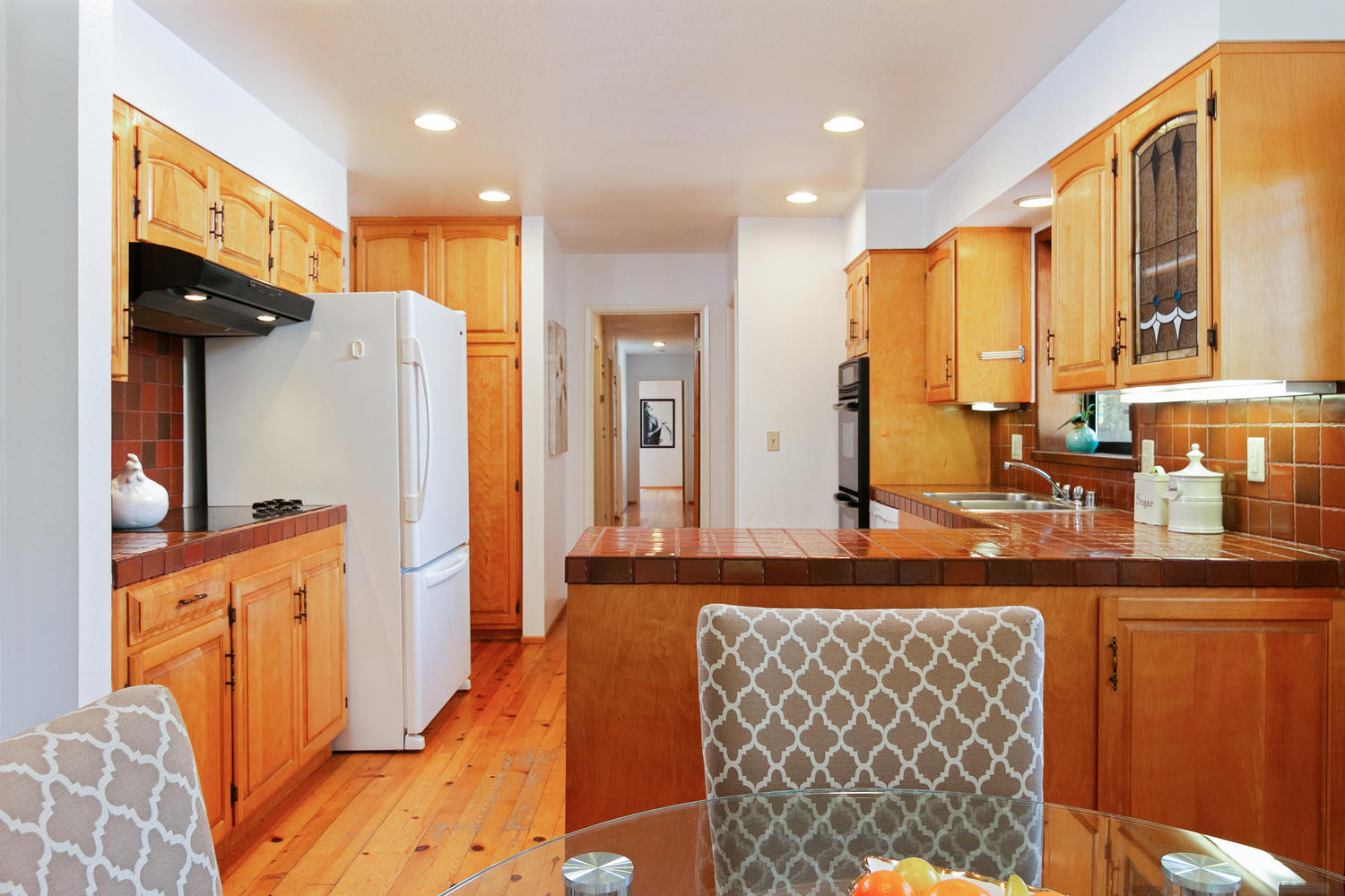 186 Sierra Vista Road Montecito, CA 93108 - Photo 17 of 47 17 - Kitchen
