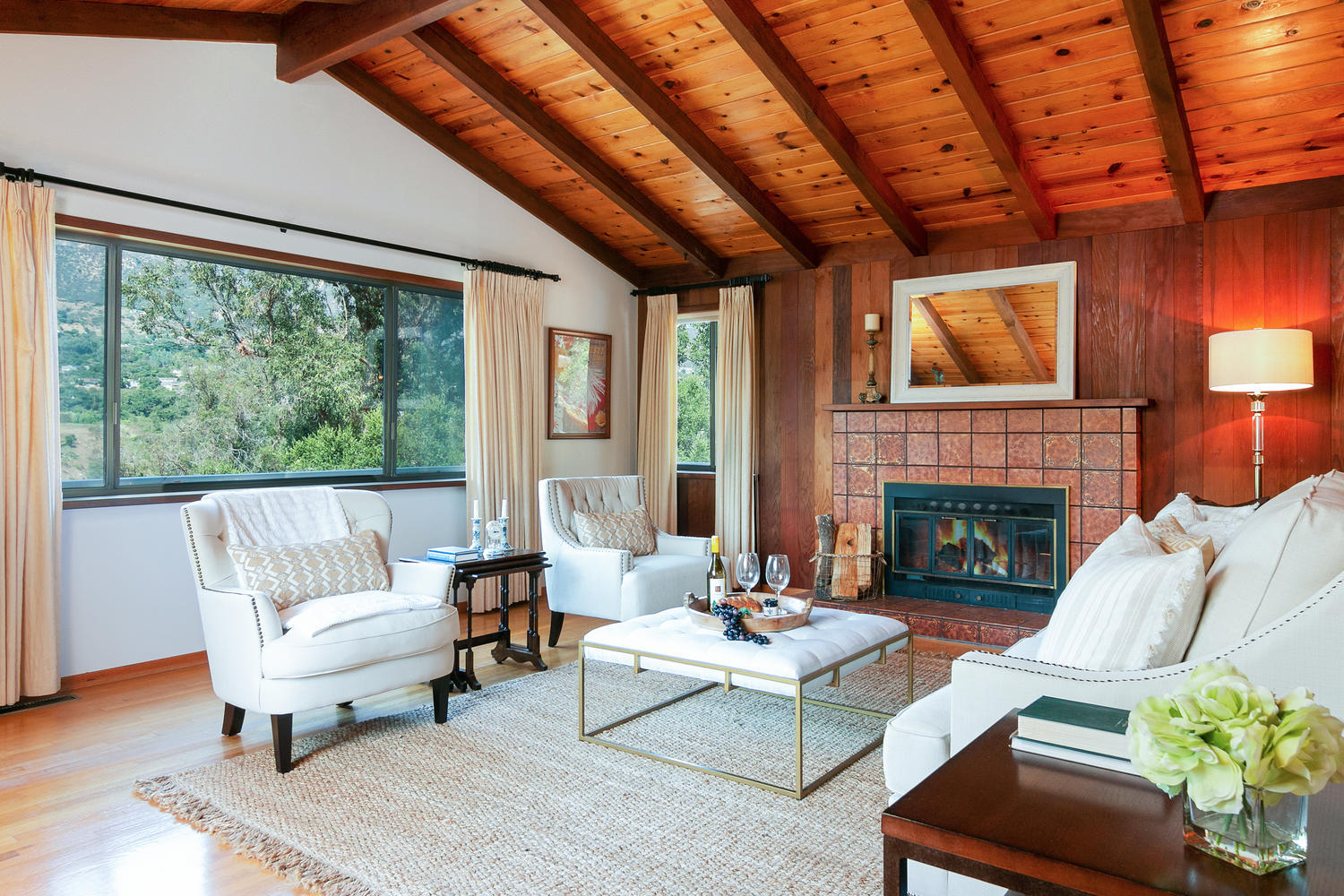 186 Sierra Vista Road Montecito, CA 93108 - Photo 7 of 47 07 - Living Room
