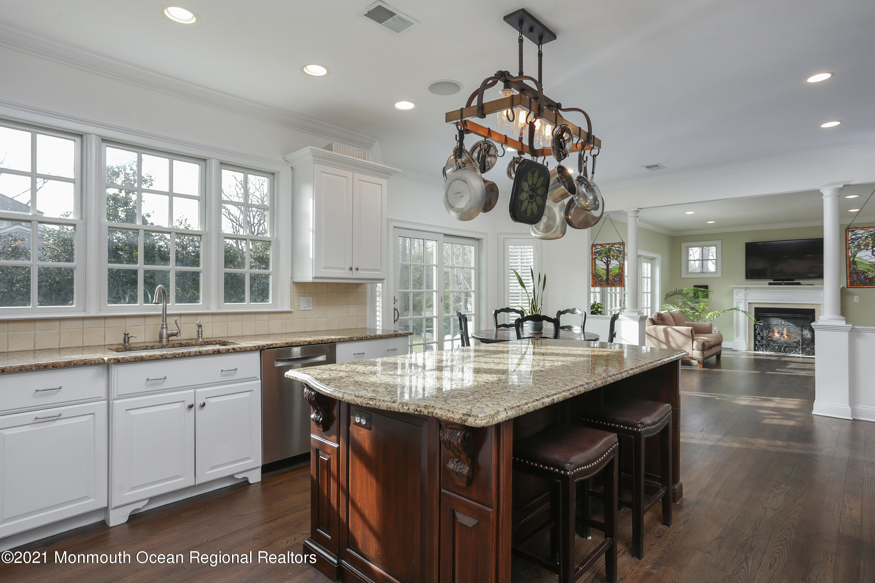 147 Black Point Road Rumson, NJ 07760 - Photo 12 of 34 Spacious Kitchen