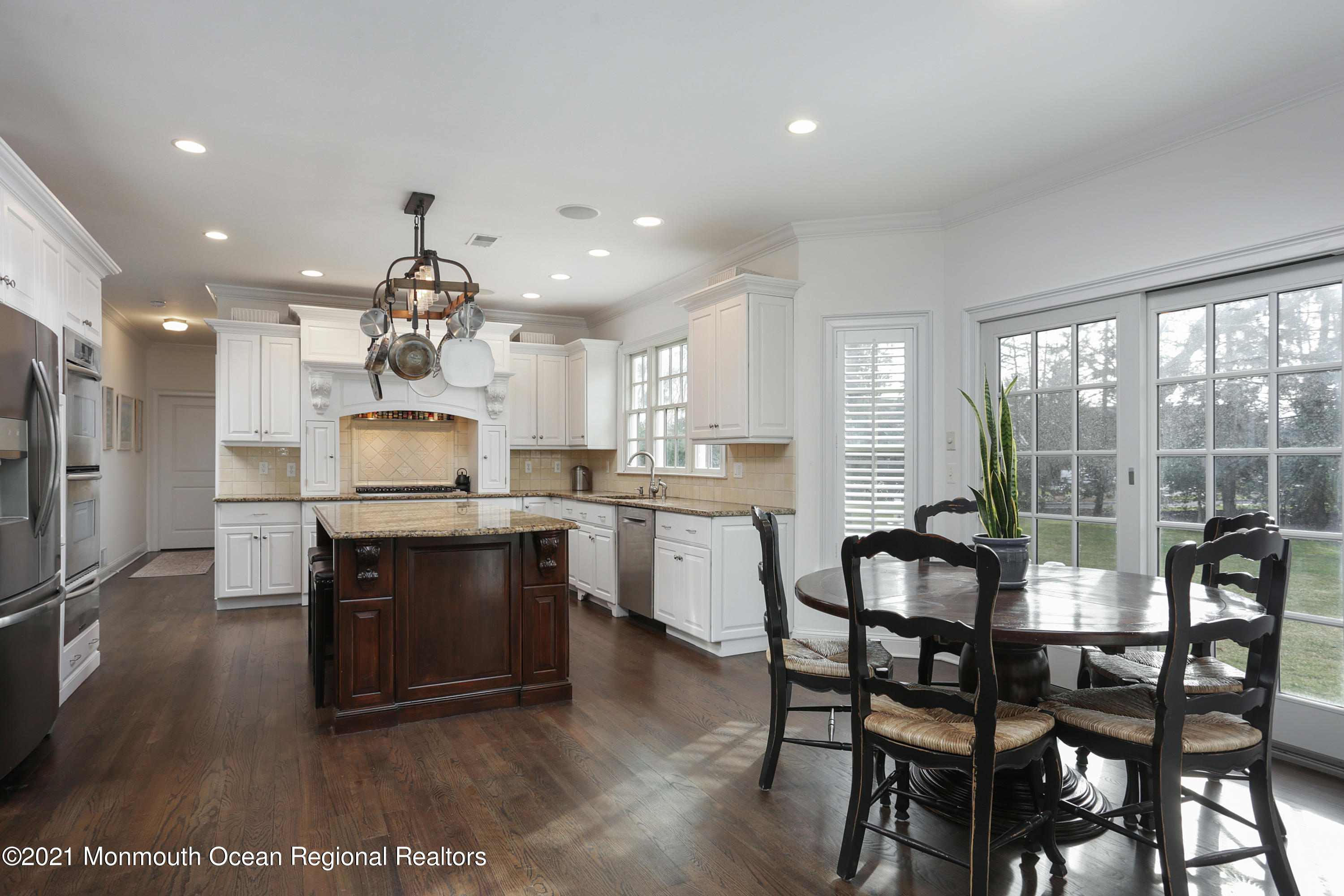 147 Black Point Road Rumson, NJ 07760 - Photo 13 of 34 Spacious Kitchen