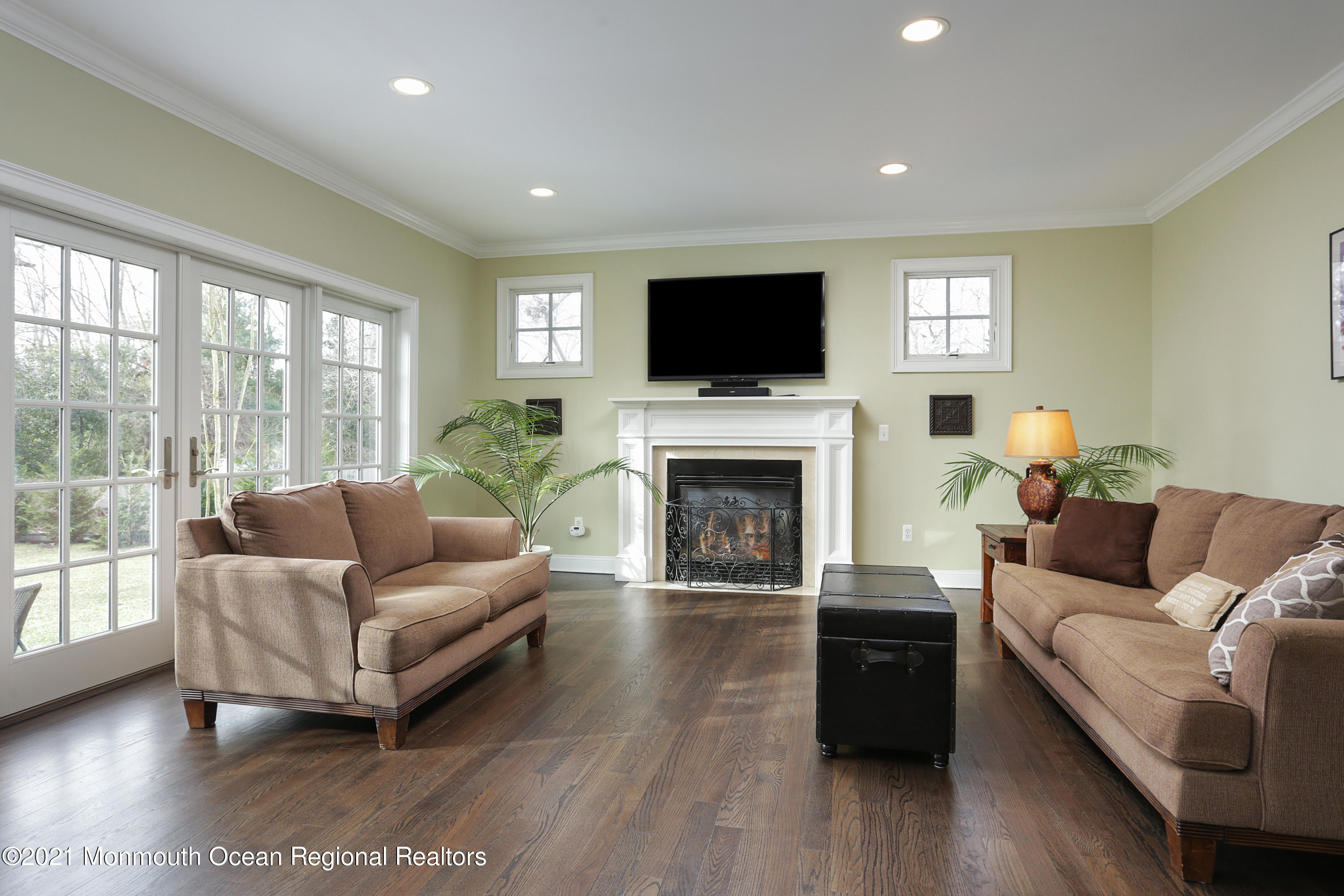 147 Black Point Road Rumson, NJ 07760 - Photo 16 of 34 Family Room