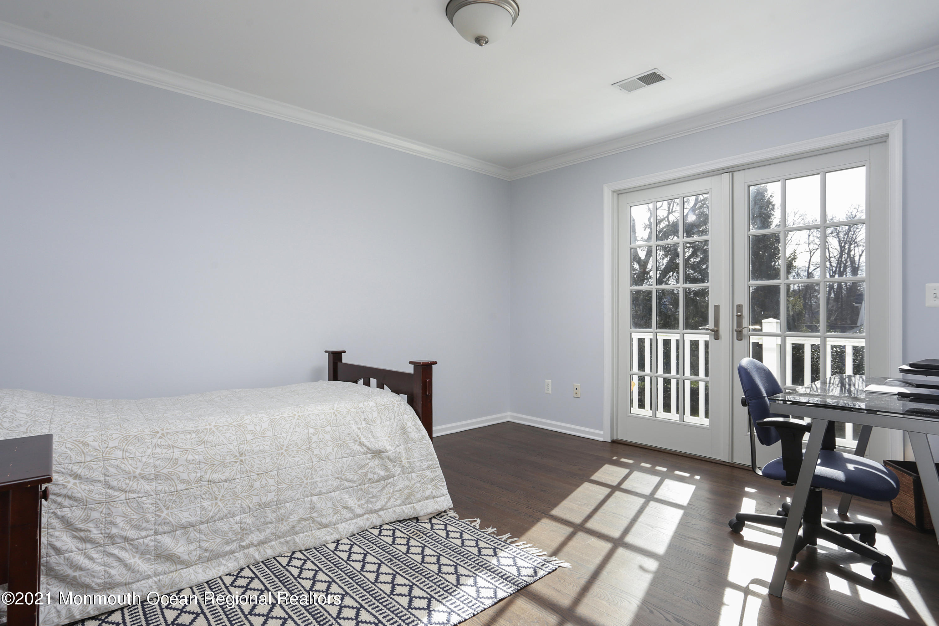 147 Black Point Road Rumson, NJ 07760 - Photo 25 of 34 Second Bedroom on Second Floor